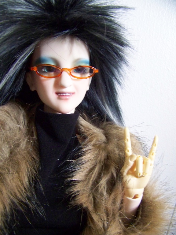 http://www.oddpla.net/blog/dolls/janvierjett/first/100_5937.JPG