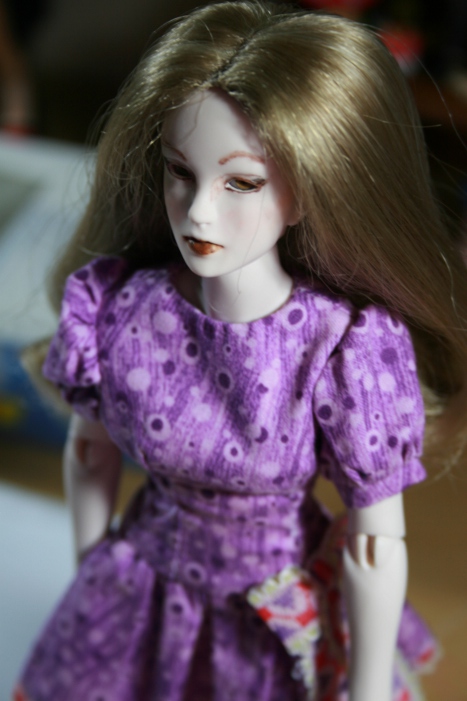 http://www.oddpla.net/blog/dolls/muses/ellery/IMG_6510.JPG