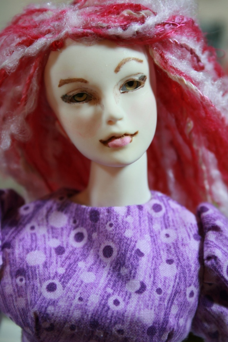 http://www.oddpla.net/blog/dolls/muses/ellery/IMG_6537.JPG